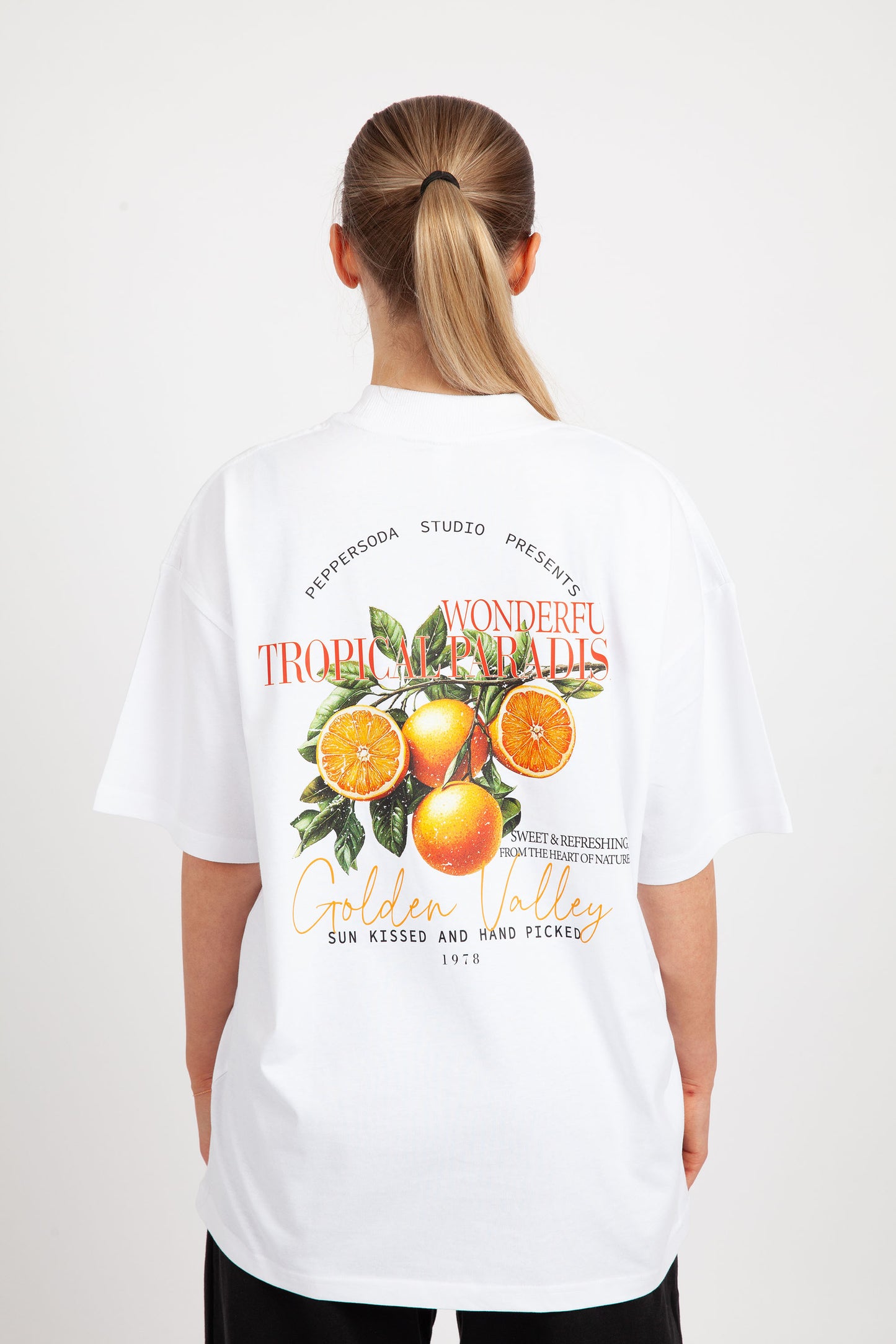 Womens Wonderful Tropical Paradise Printed White T-shirt